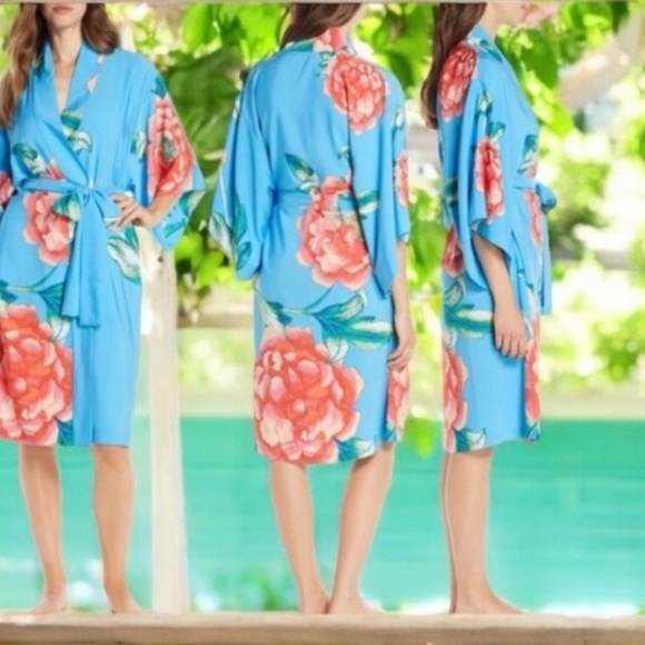 Natori Other - Natori Nova Floral Satin Robe, Beautiful ~ Size Small